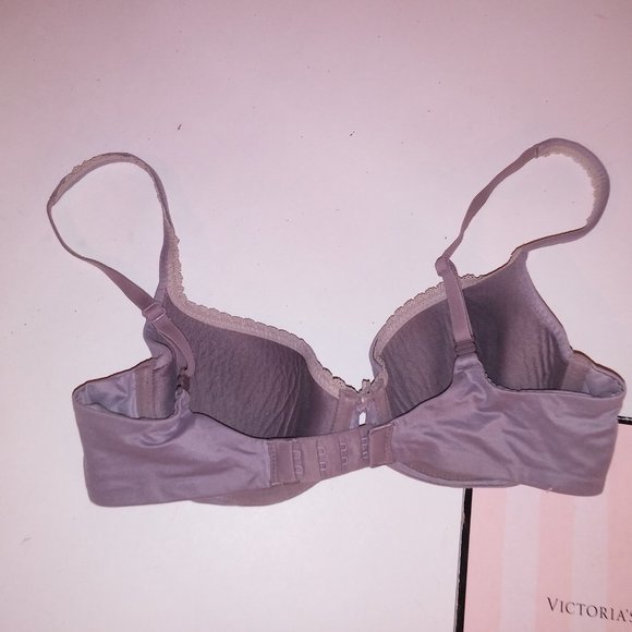 Victoria Secret‎ Bra - Picture 4 of 4